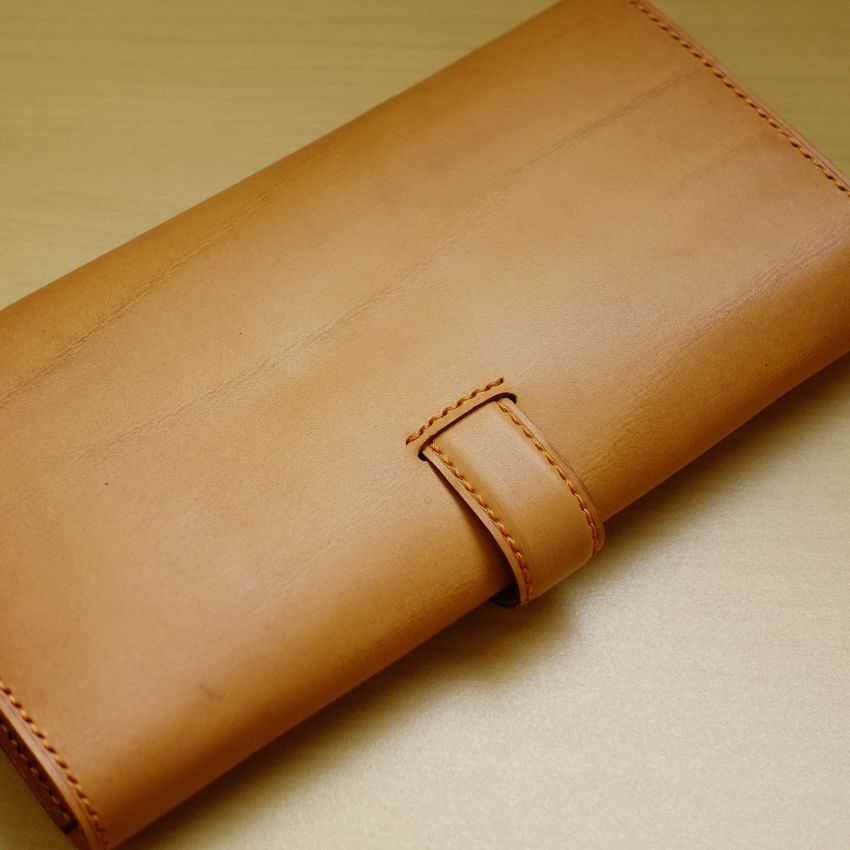 ベロ差し長財布