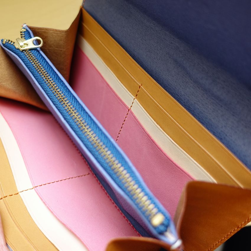 ベロ差し長財布